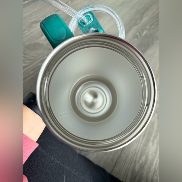 Stanley Quencher H2.0 FlowState 40 oz Tumbler in Emerald Cabana Gloss - Picture 8 of 8